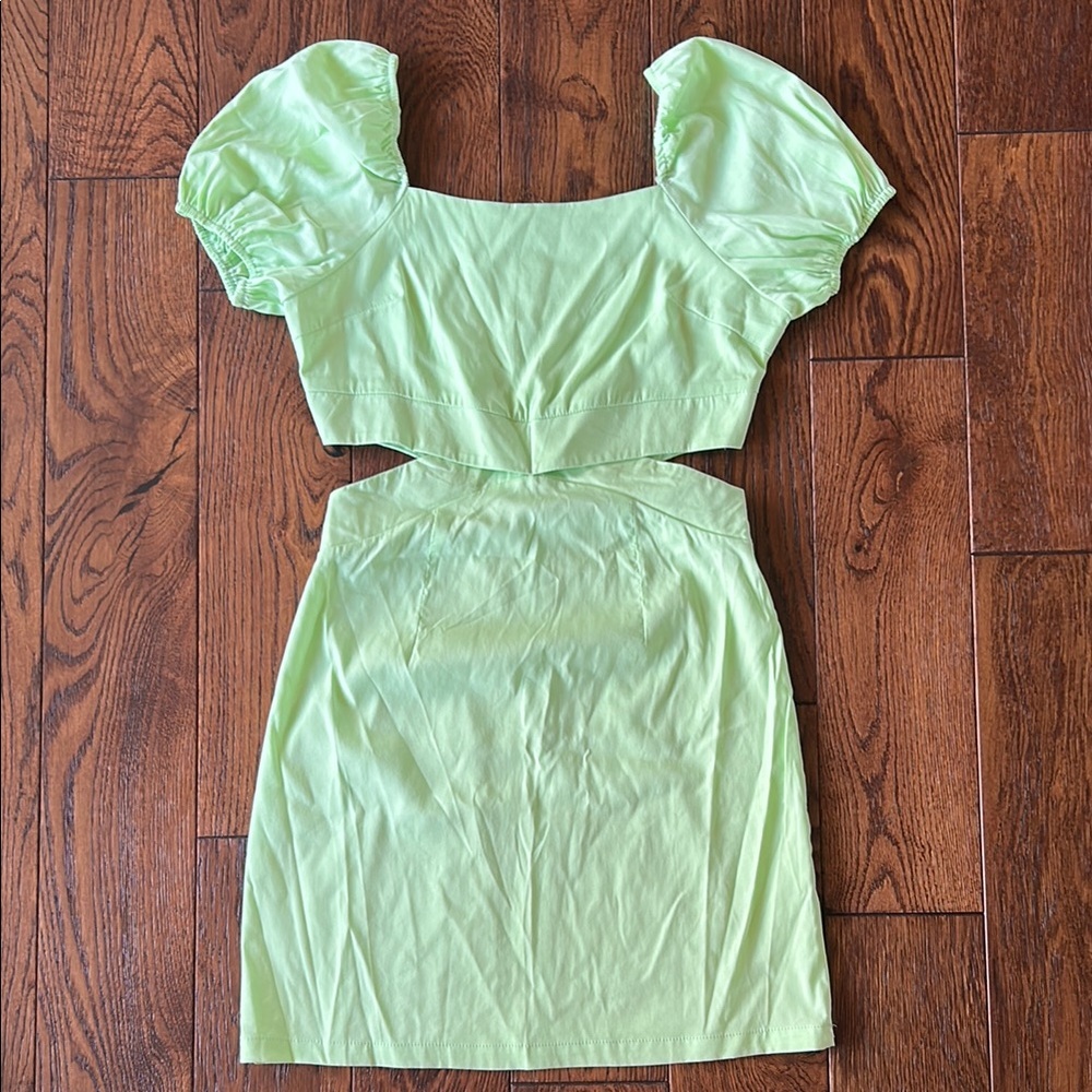 Chic Lime Green Dress with Puff Sleeves